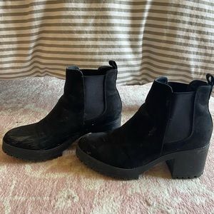 Used platform booties